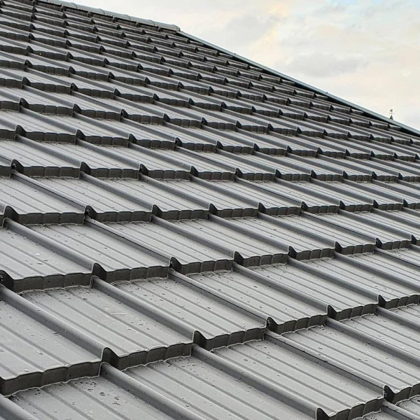 Металочерепиця Мадера В'єтнам 0,45мм чорний 9005 мат розмір під замовлення