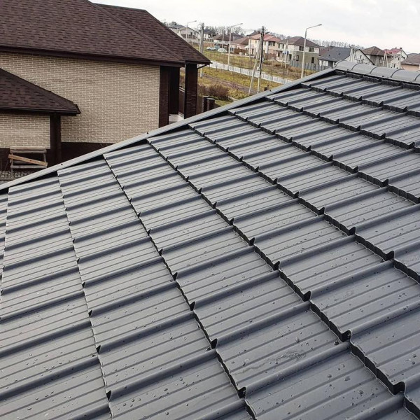 Металочерепиця Мадера В'єтнам 0,45мм чорний 9005 мат розмір під замовлення