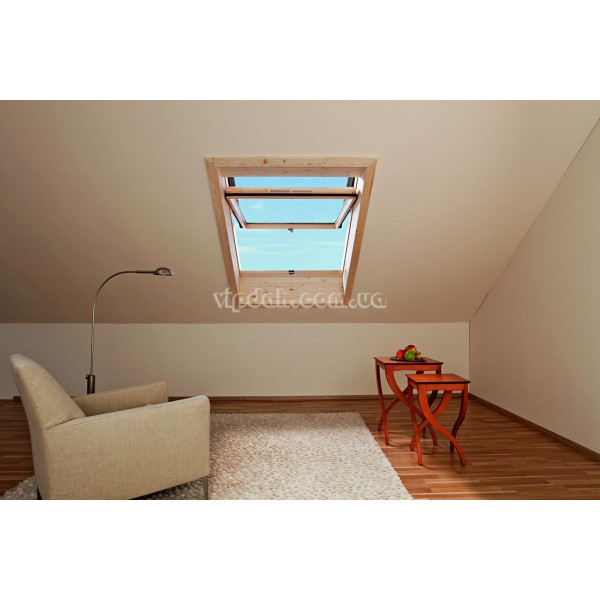 Roto Designo R75 з дерева з піднятою на 3/4 віссю повороту