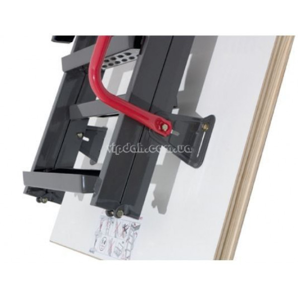 Сходи FAKRO LMK Komfort з металу