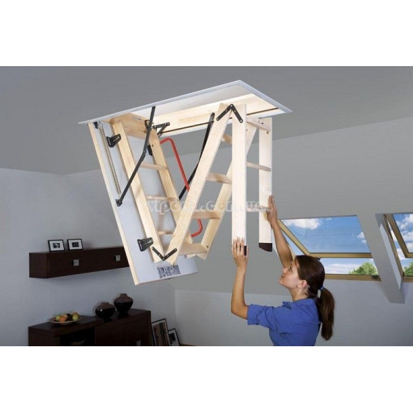 Сходи FAKRO LWK Komfort з дерева