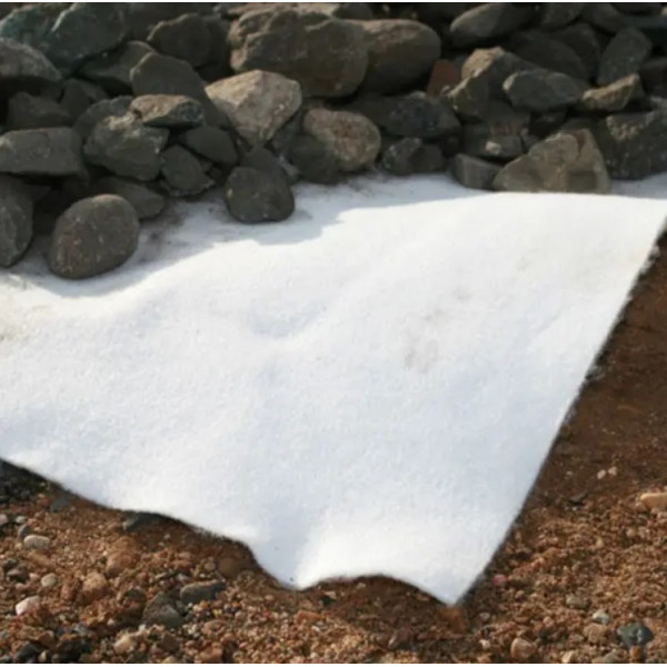 Геотекстиль із переробленого поліестеру (геотканина будівельна)