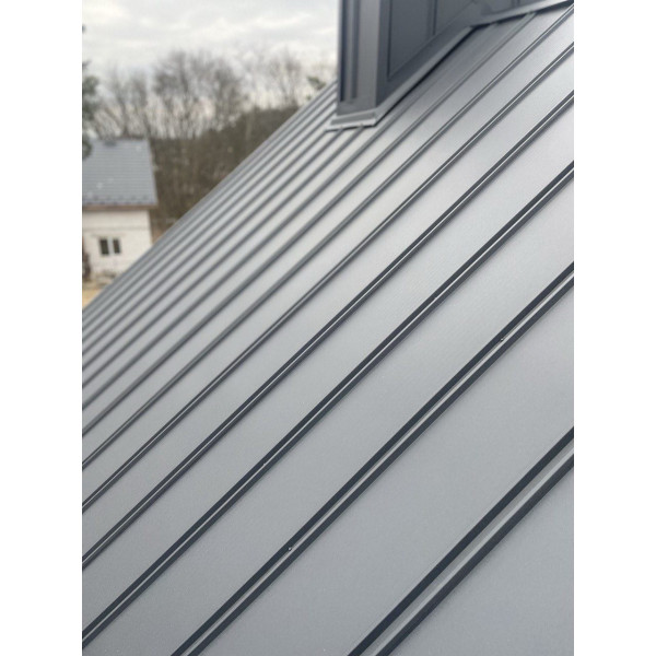 Фальц-настил Словаччина 0,50мм темно-коричневий 8019 мат розмір під замовлення