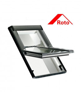 Roto Designo R45 з дерева з центральною віссю повороту стулки