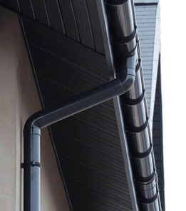 Тримач ринви пластиковий RainWay Ø130 колір Зелений