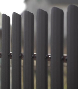 Металевий євроштахетник 130мм 0,45мм Корея глянець