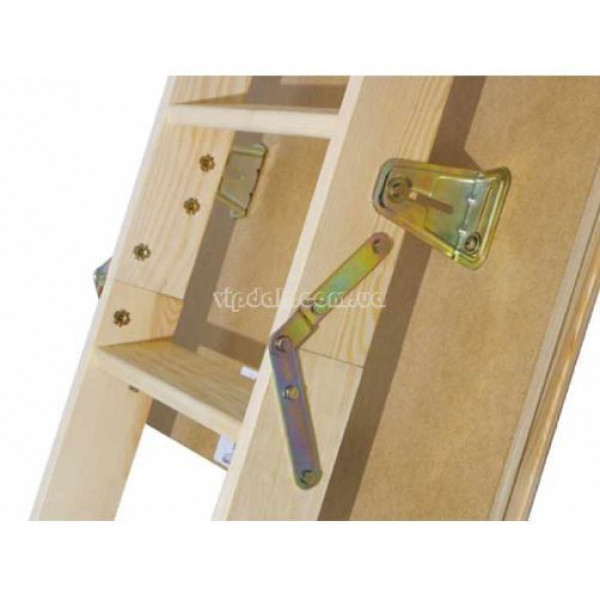 Сходи FAKRO LWS Smart з дерева