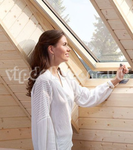 Velux Optima GZR 3050B з дерева ручка знизу