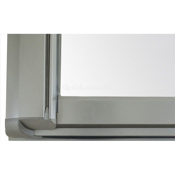 Roto Designo R75 з дерева з піднятою на 3/4 віссю повороту