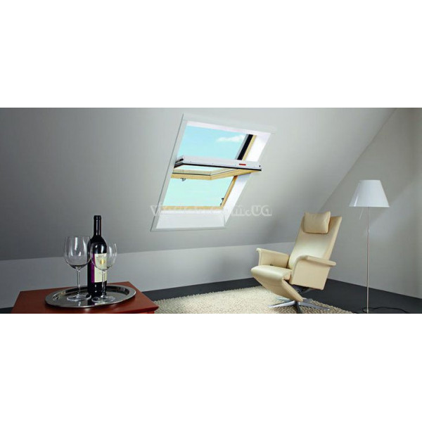 Roto Designo R45 з пластика з центральною віссю повороту стулки